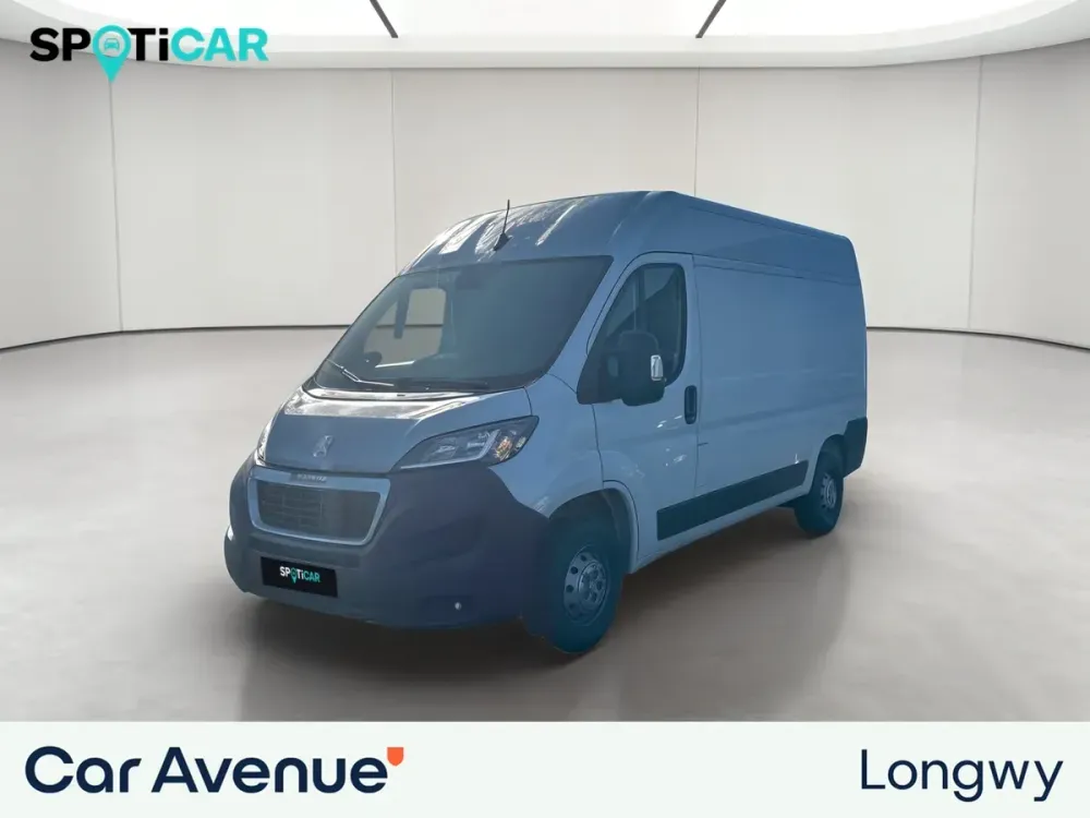 Peugeot Boxer blanc icy d'occasion