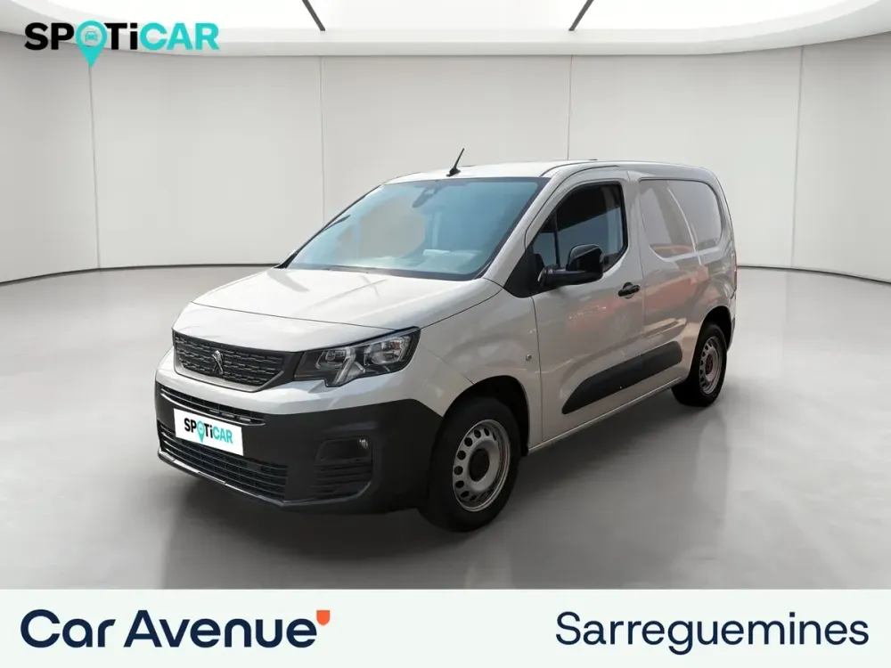 Peugeot Partner blanc icy d'occasion