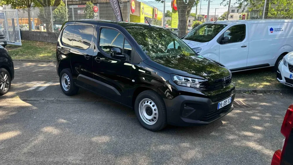 Peugeot PARTNER FOURGON noir perla nera neuf