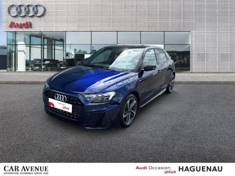 Audi Sandero bleu d'occasion