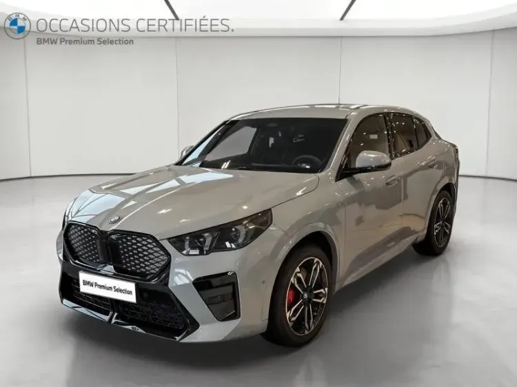 BMW iX2 U10 brooklyn grey metallise neuf