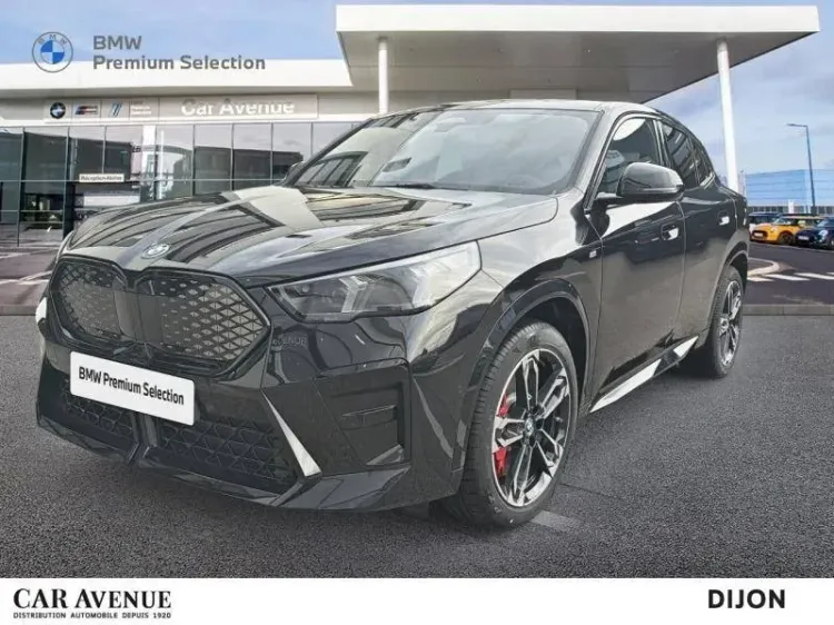 BMW iX2 U10 saphirschwarz metallise neuf