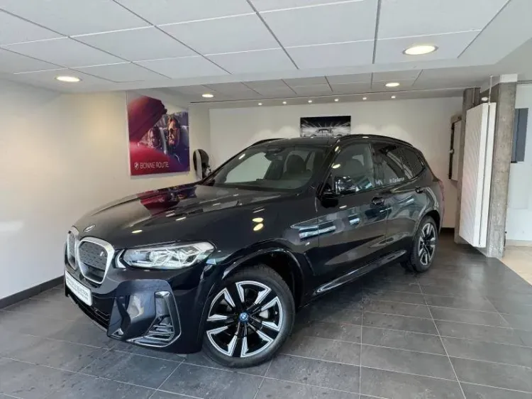 BMW iX3 G08 LCI carbonschwarz metallise d'occasion