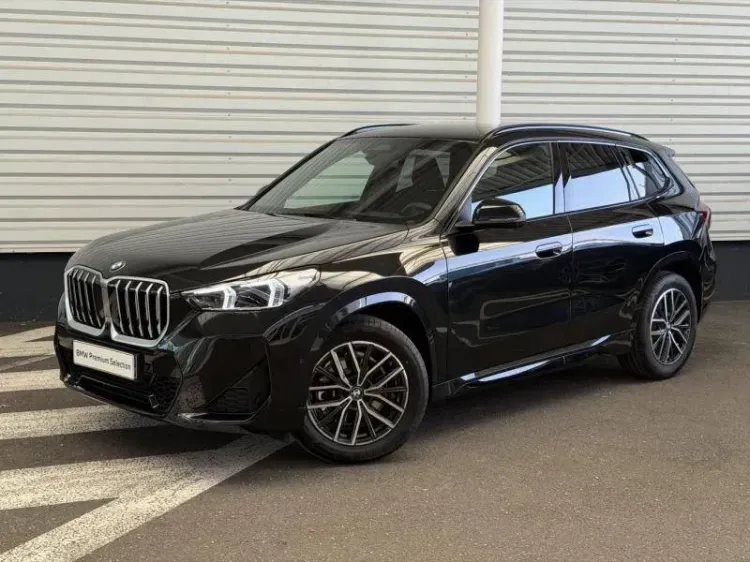 BMW X1 saphirschwarz metal neuf