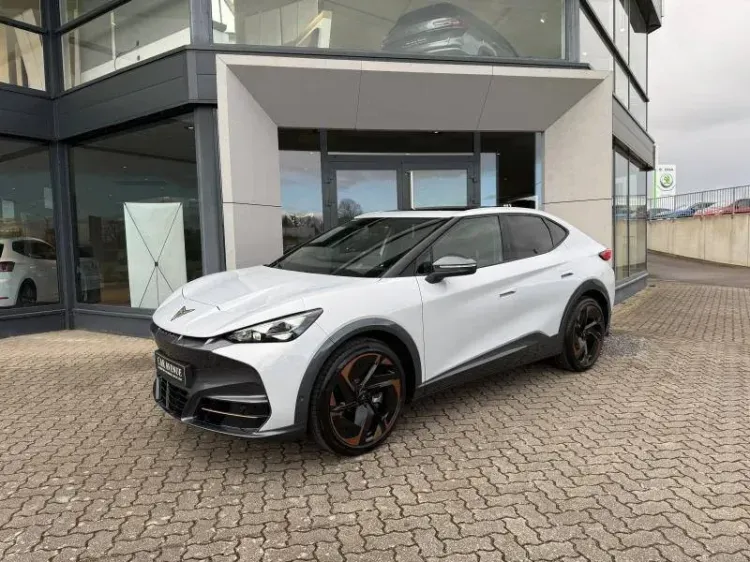 Cupra Tavascan gris argent blanc metallisee neuf