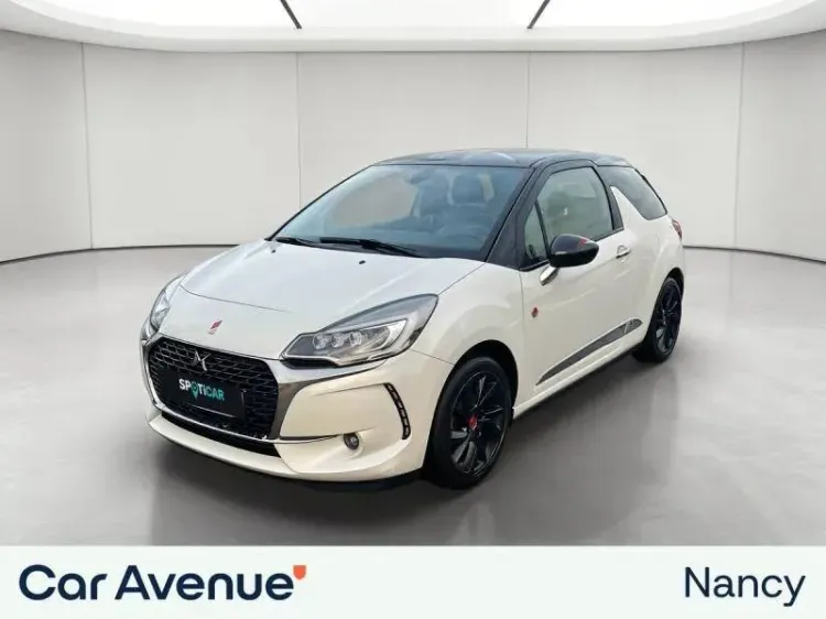 DS Automobiles DS 3 blanc nacre (n) - toit noir onyx d'occasion