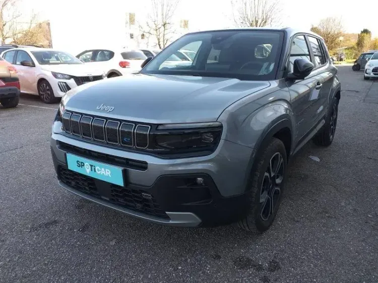 Jeep AVENGER ELECTRIQUE granite metallise + toit volcano d'occasion