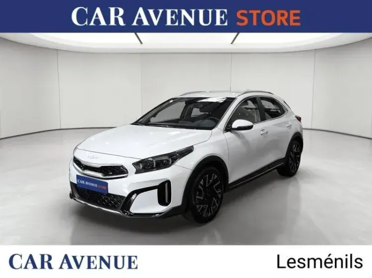 Kia Sandero blanc d'occasion