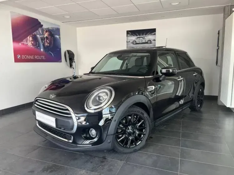 MINI HATCH 5 PORTES F55 LCI midnight black d'occasion
