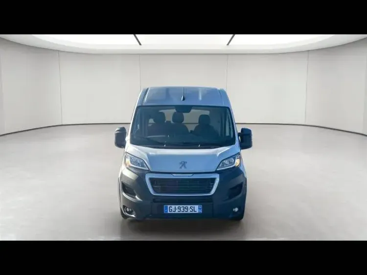 Peugeot BOXER FOURGON blanc icy d'occasion