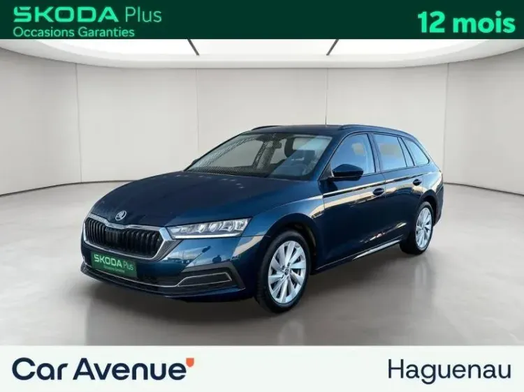 Skoda Octavia Combi bleu d'occasion