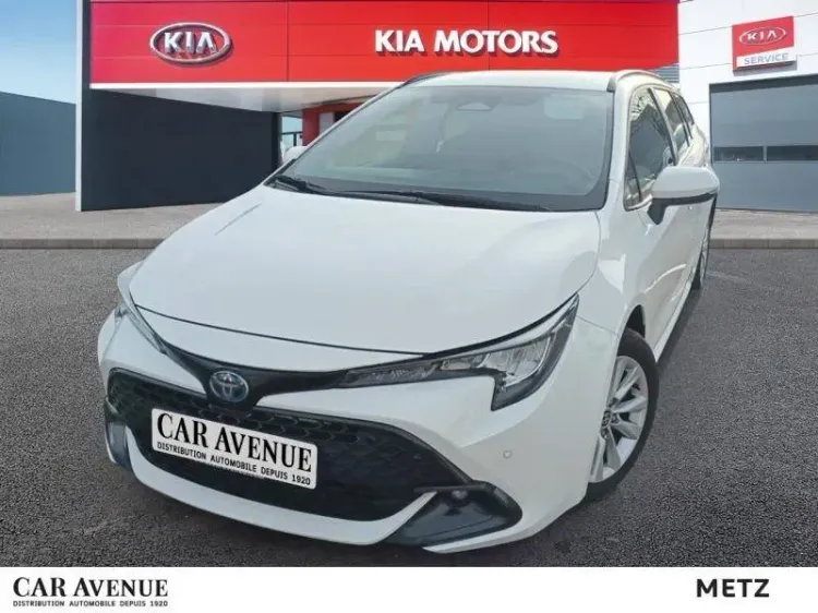 Toyota Sandero blanc d'occasion