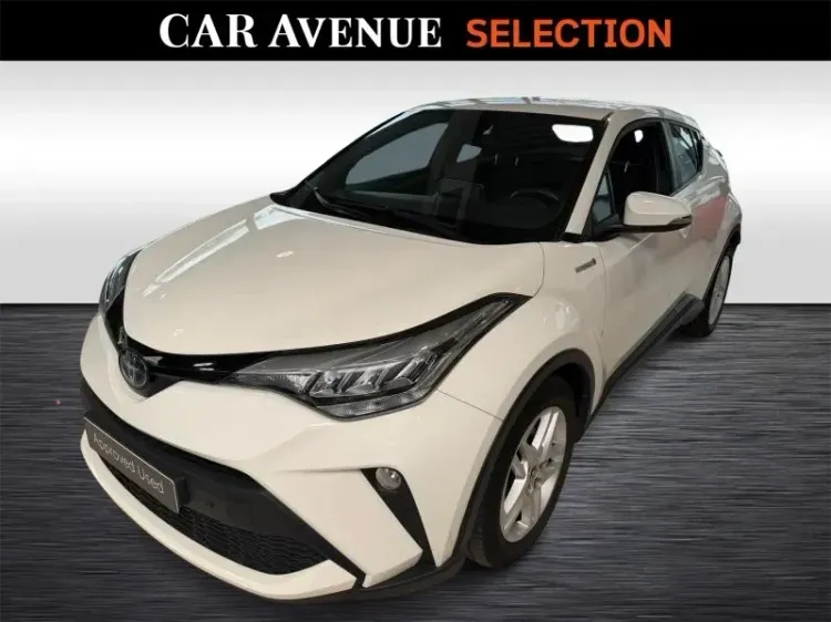 Toyota C-HR white d'occasion