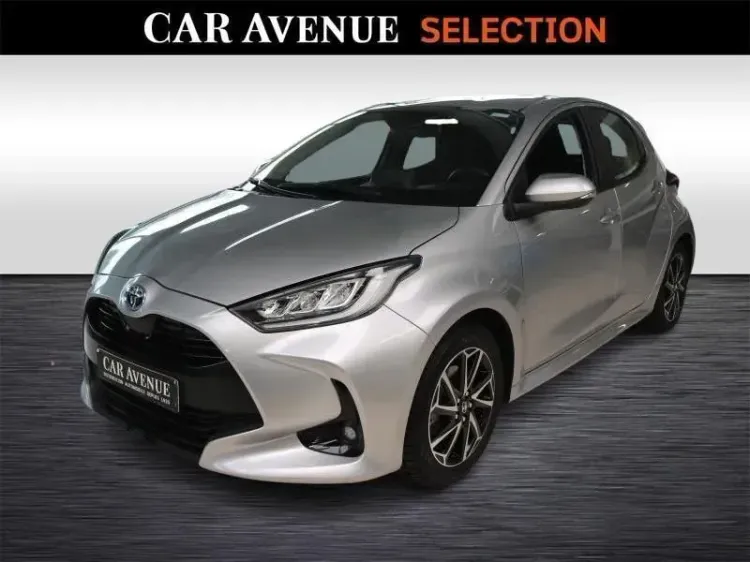 Toyota Yaris silver d'occasion