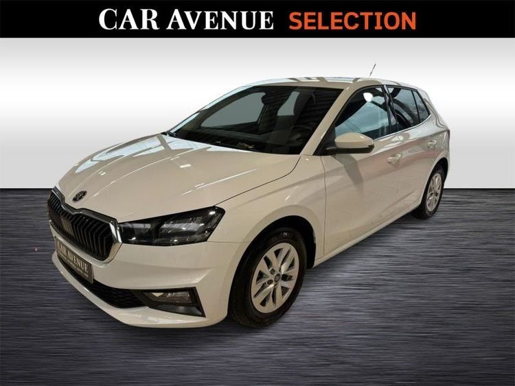 Skoda Fabia white d'occasion