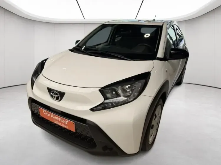 Toyota Aygo X white d'occasion