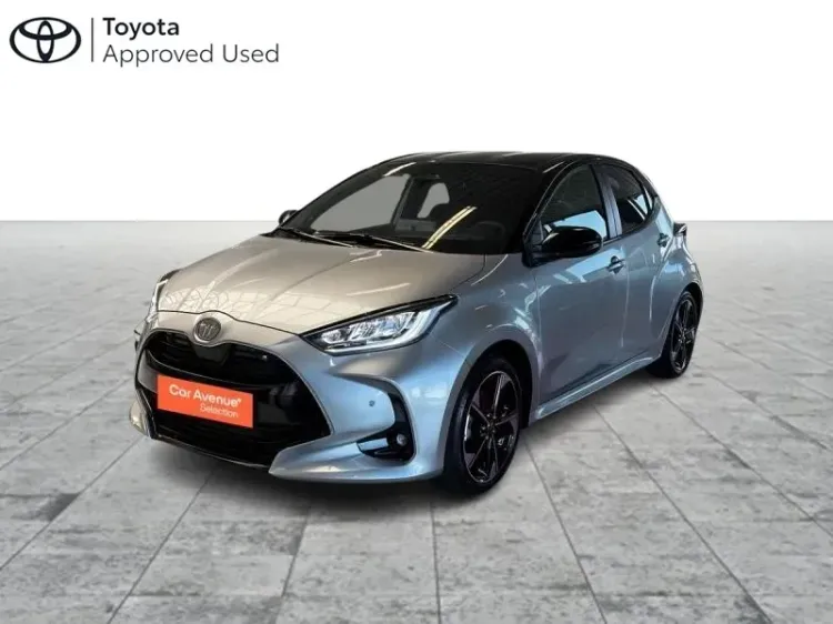 Toyota Yaris silver d'occasion