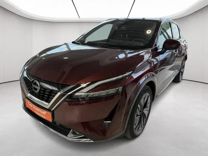 Nissan Qashqai burgundy d'occasion