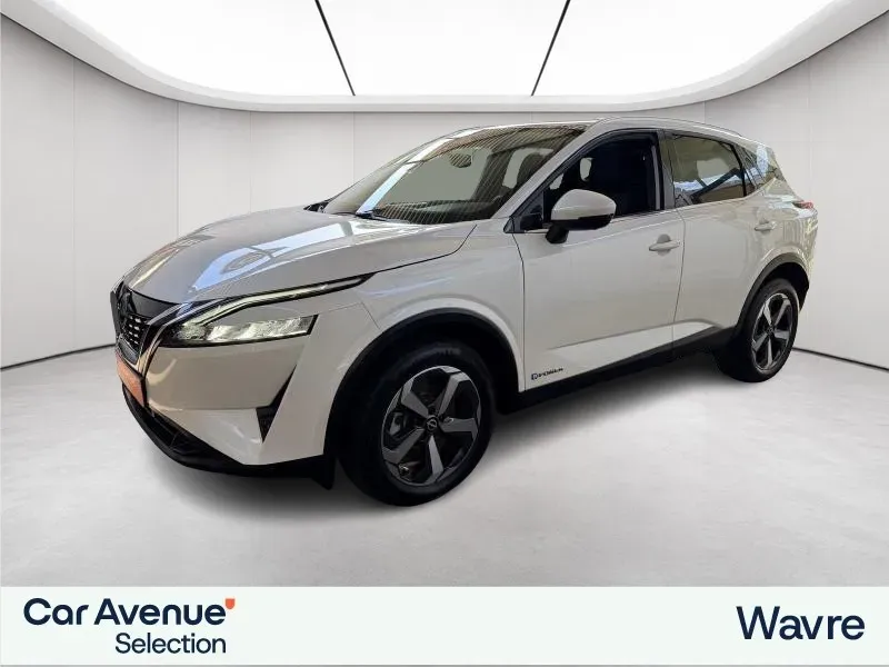 Nissan Qashqai white d'occasion