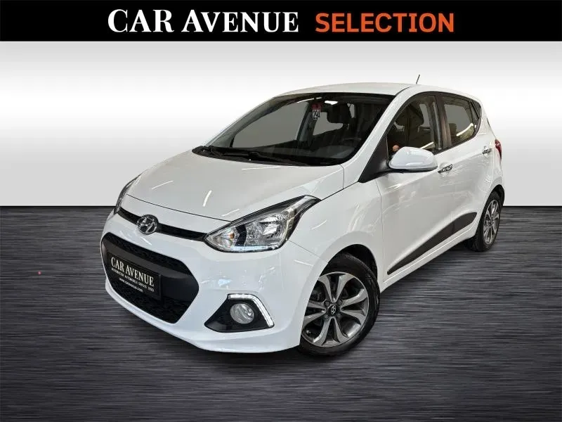 Hyundai i10 white d'occasion