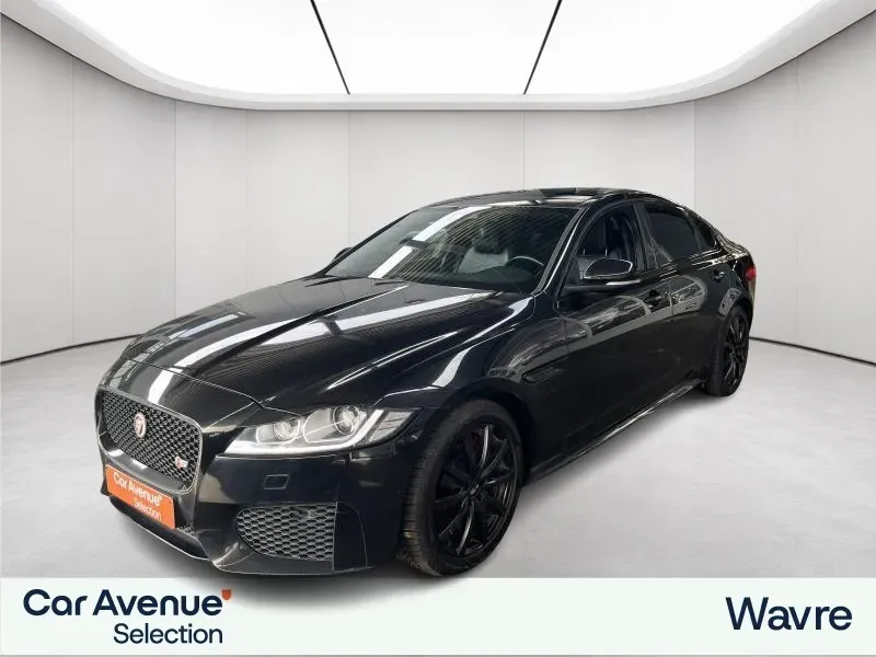 Jaguar XF black d'occasion
