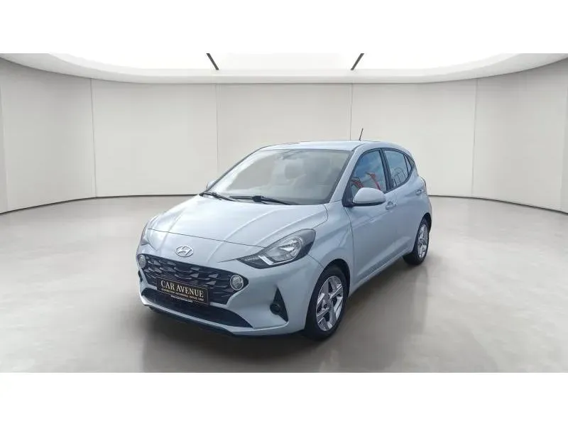 Hyundai i10 white d'occasion