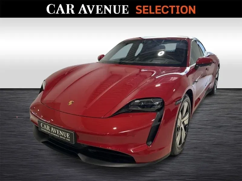 Porsche Taycan red d'occasion