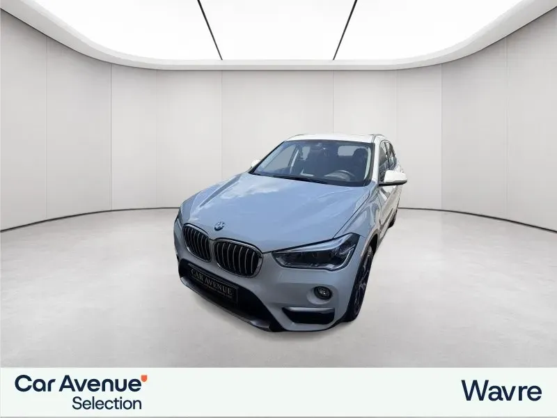 BMW Serie X X1 white d'occasion