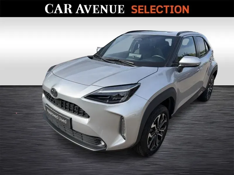 Toyota Yaris Cross grey d'occasion