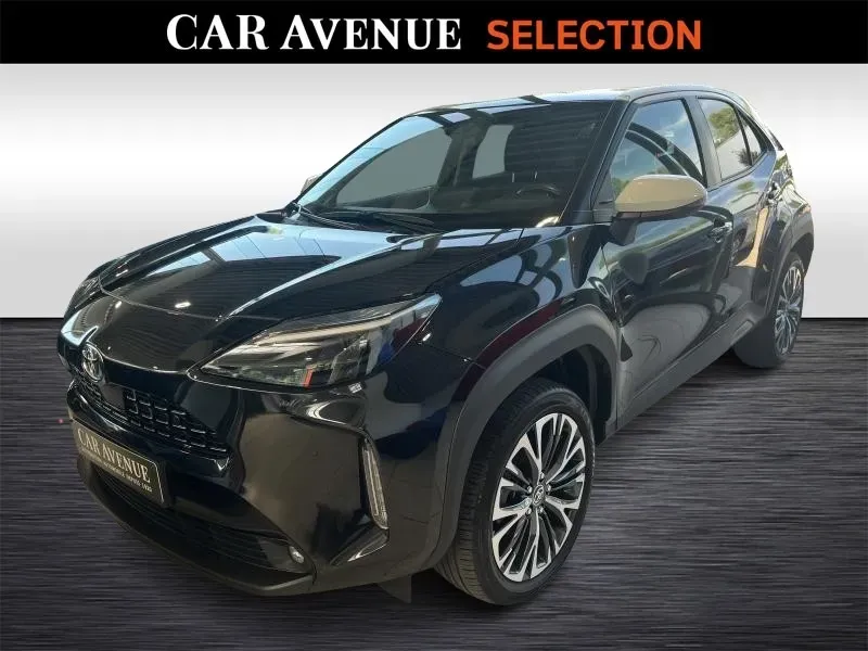 Toyota Yaris Cross anthracite d'occasion