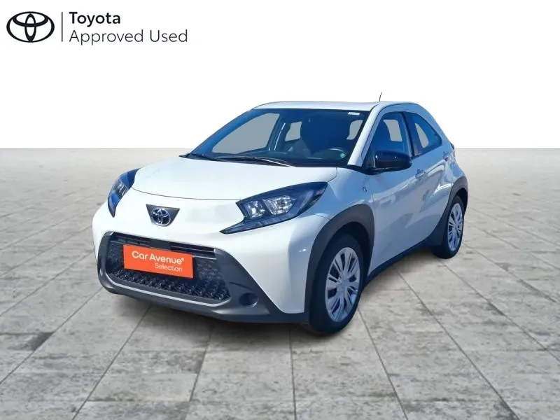 Toyota Aygo white d'occasion