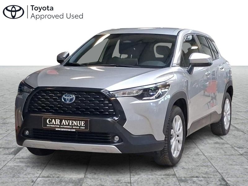 Toyota Corolla Cross grey d'occasion